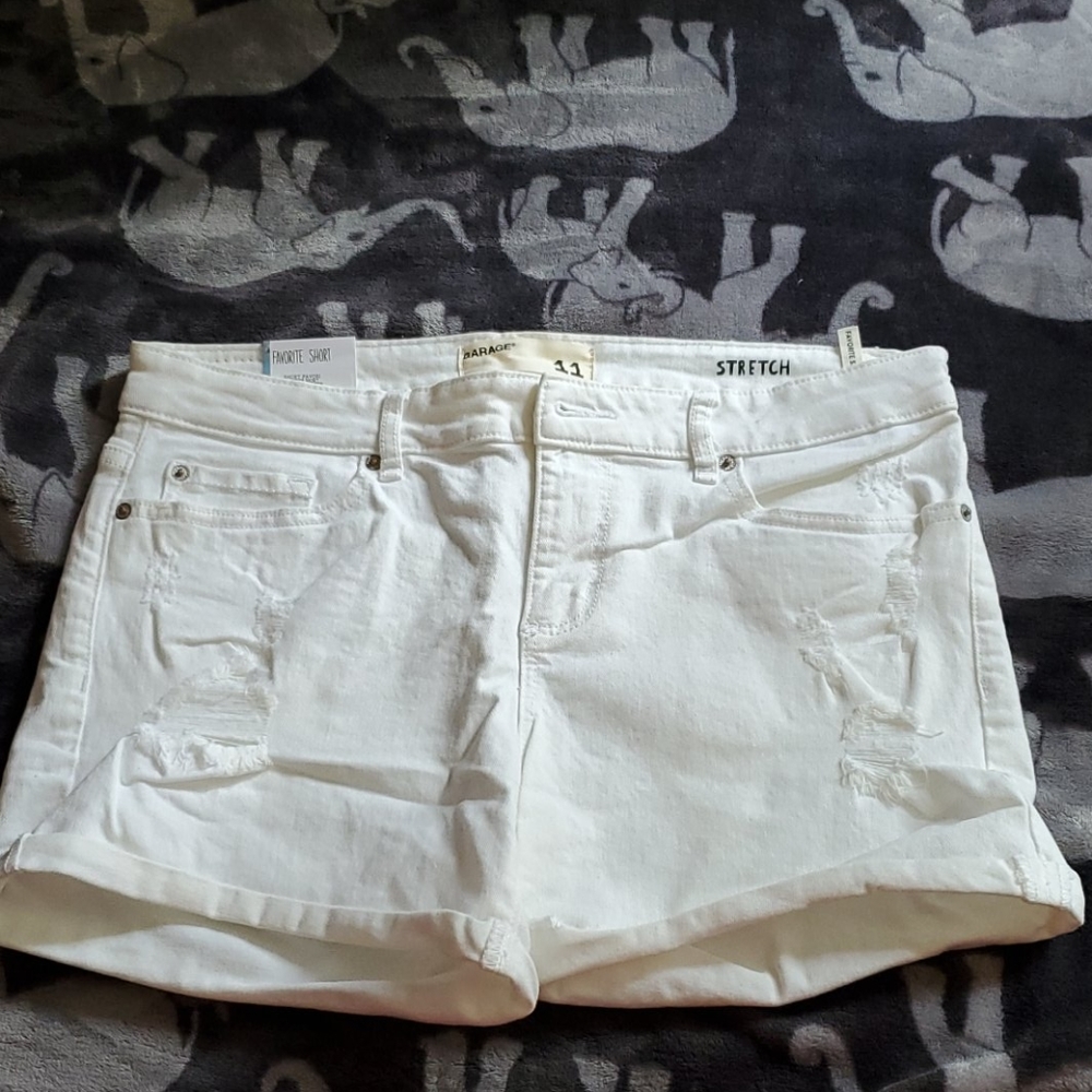 Garage shorts 11
